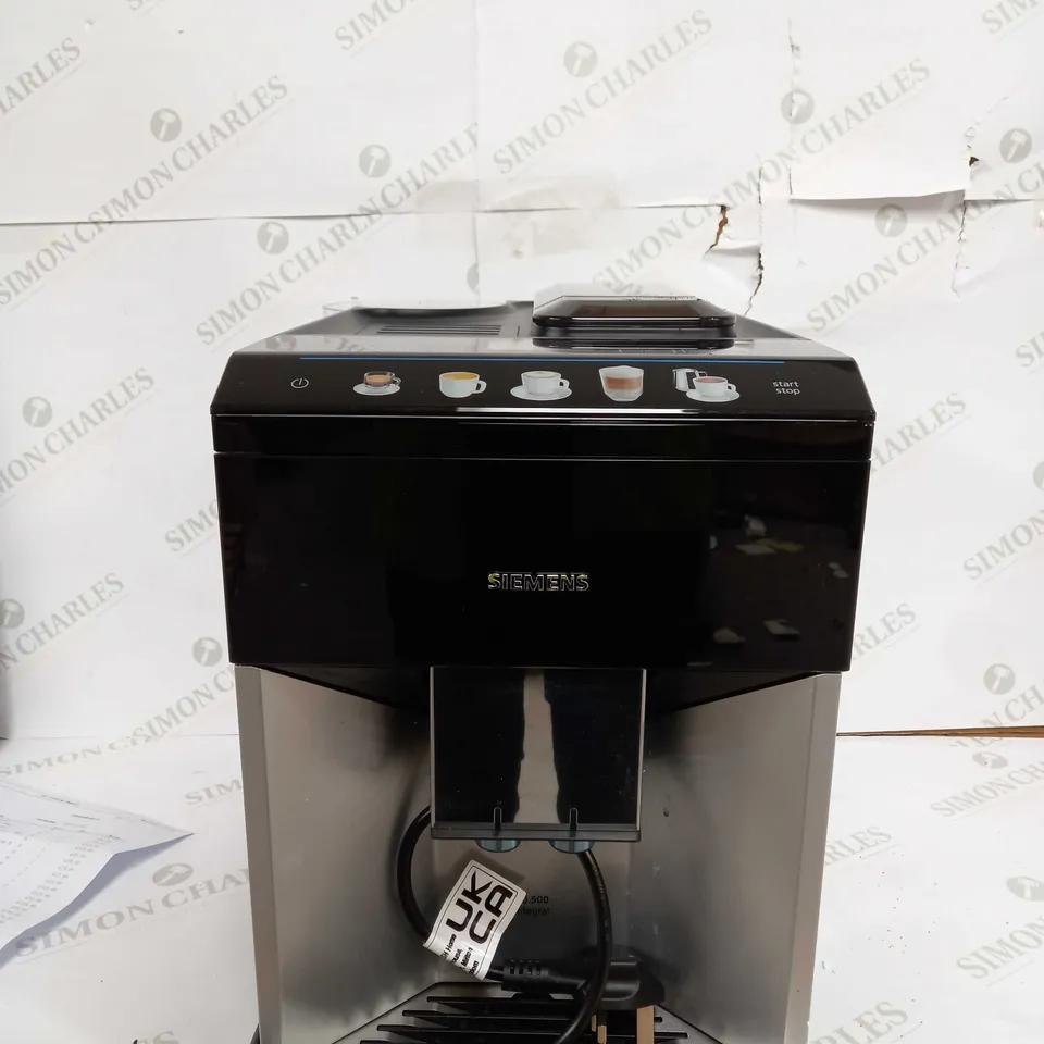 SIEMANS EQ500 COFFEE MACHINE RRP £599