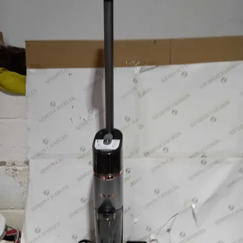 SHARK CORDLESS HYDROVAC 3-IN-1 HARD FLOOR CLEANING SYSTEM WD210UK
