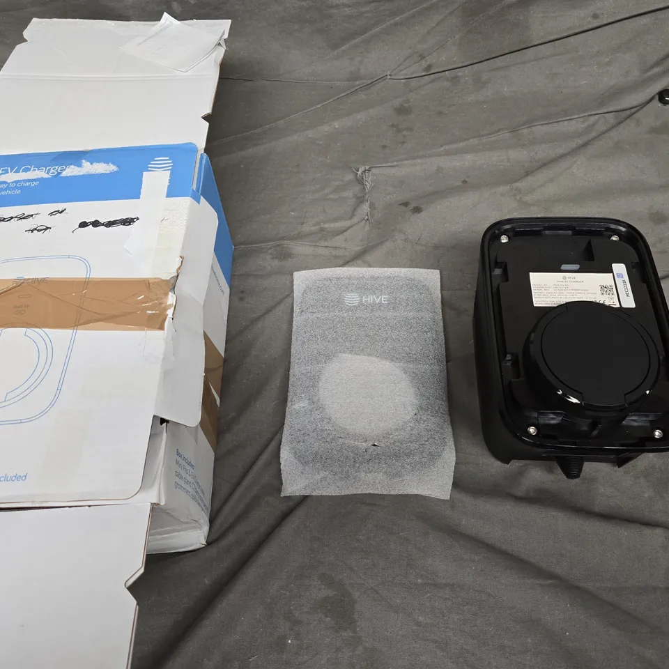 BOXED HIVE EV CHARGER 