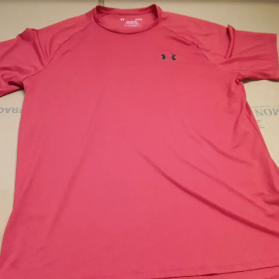 UNDER ARMOUR RED T-SHIRT - LG