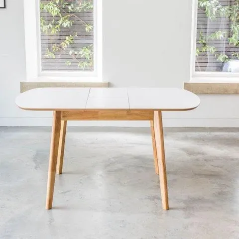 BOXED MINT ESSENTIALS ABBEY - EXTENDING INDOOR DINING TABLE