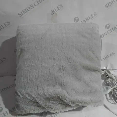 BOXED COZEE HOME HEATED BLANKET IN LIGHT GREY