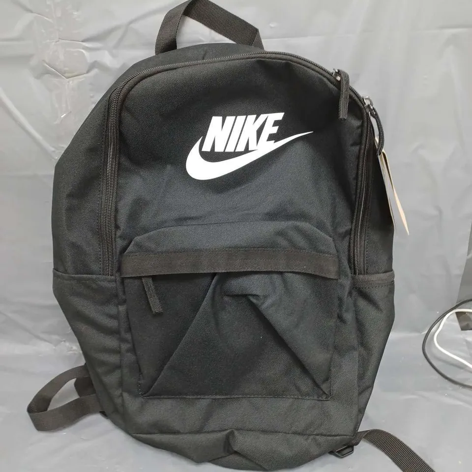 NIKE LARGE BLACK RUCKSACK