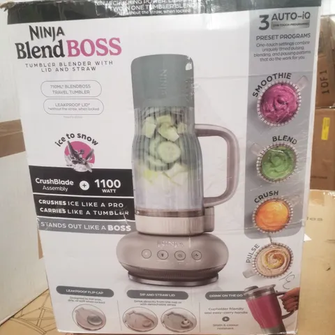 BOXED NINJA BLENDBOSS TUMBLER BLENDER WITH LID AND STRAW 