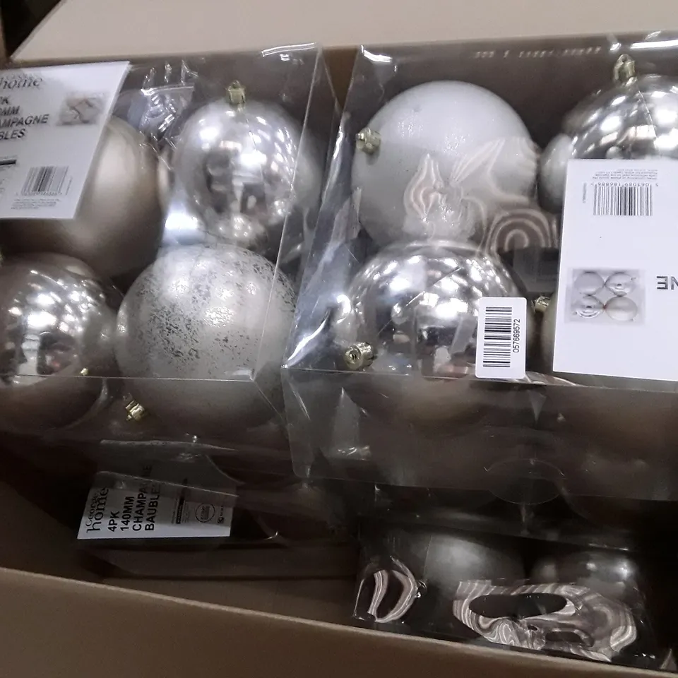 BOX CONTAINING APPROXIMATELY 6 BRAND NEW BOXED 140MM CHAMPAGNE BAUBLE 4PKS