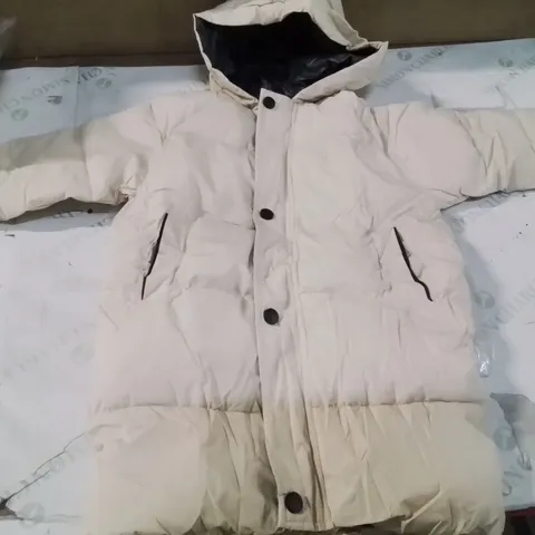 BRAND NEW CHILDREN'S COAT SIZE 130 