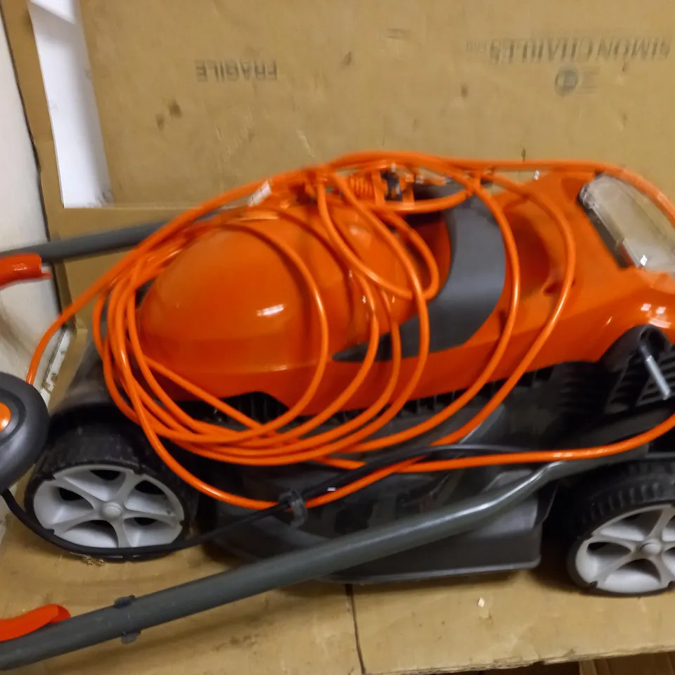 FLYMO CHEVRON 32V LAWNMOWER