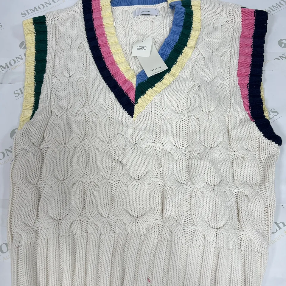 RESERVED CHUNK KNIT VEST IN CREAM SIZE MEDIUM