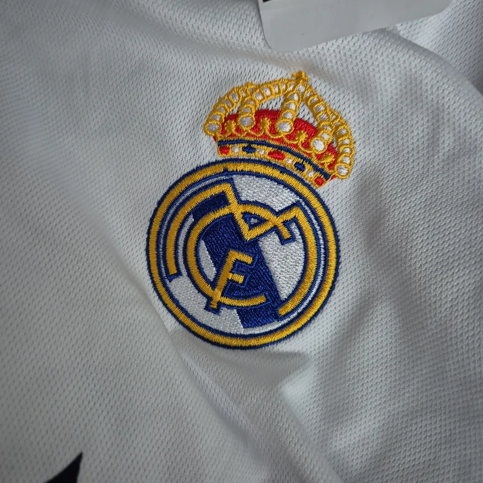 REAL MADRID JERSEY – VINI JR. 7 (XL) ADIDAS