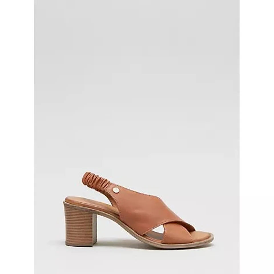 MODA IN PELLE LASANDRA HEELED SANDAL- TAN SIZE 5