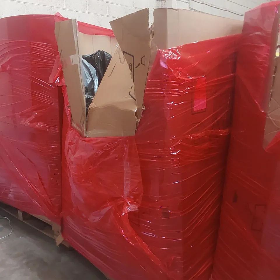 PALLET CONTAINING A LARGE QUANTITY OF ASSORTED ITEMS INCLUDING: GARDEN TRIMMER, CEILING FAN WITH LIGHT ECT