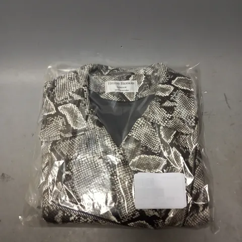 BOXED HELENE BERMAN FAUX LEATHER BIKER JACKET IN GREY SNAKE SIZE 16