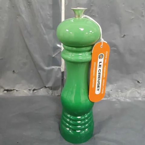 LE CREUSET PEPPER MILL BAMBOO GREEN 