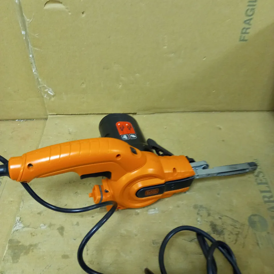 BLACK AND DECKER 350W SANDING BELT 