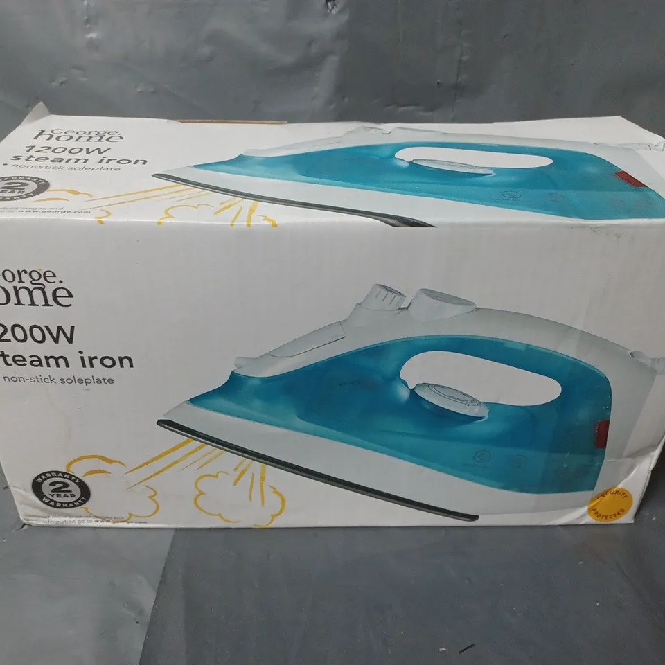 BOXED HOME 1200W STEAM IRON