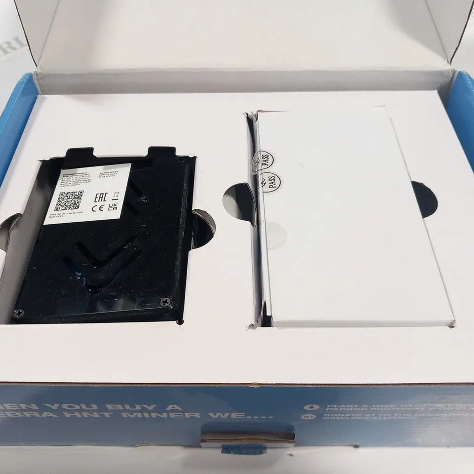 BOXED NEBRA HNT INDOOR HOTSPOT MINER ROCK PI VERSION