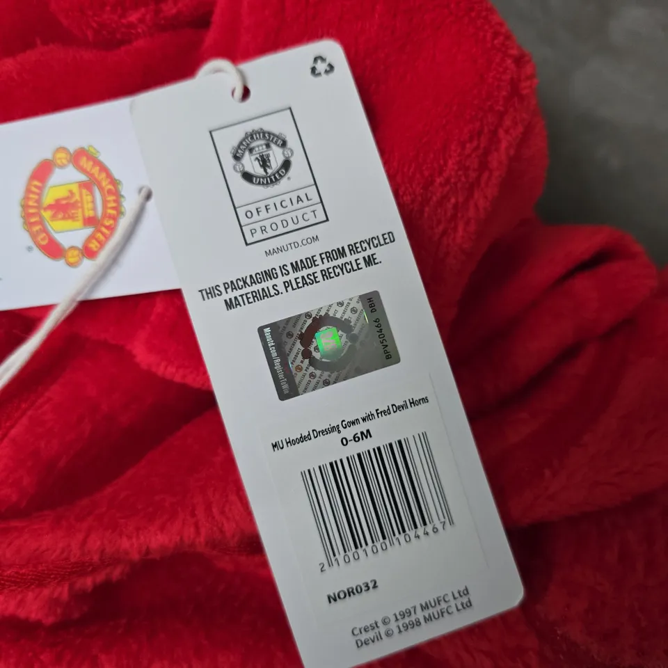 MANCHESTER UNITED HOODED DRESSING GOWN WITH FRED DEVIL HORNS - 0-6M