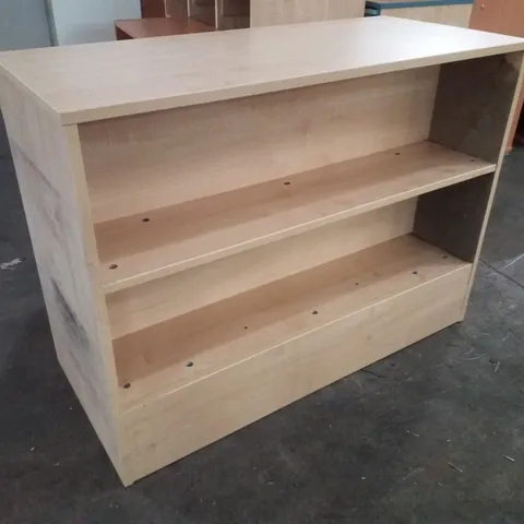 DOUBLE SIDED BOOKCASE IN MAPLE 1030×457×756MM