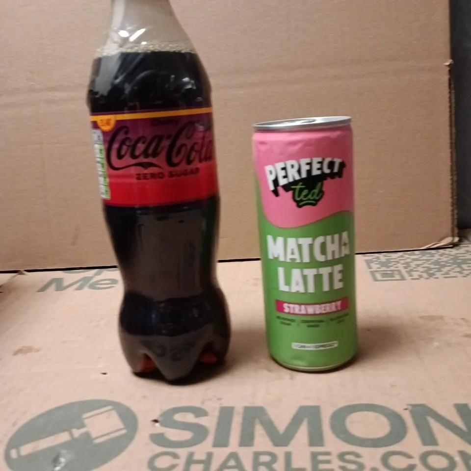 TOTE OF APPROXIMATELY 13 ASSORTED FOOD AND DRINK ITEMS TO INCLUDE: COKE CHERRY ZERO AND STRAWBERRY MATCHA LATTE