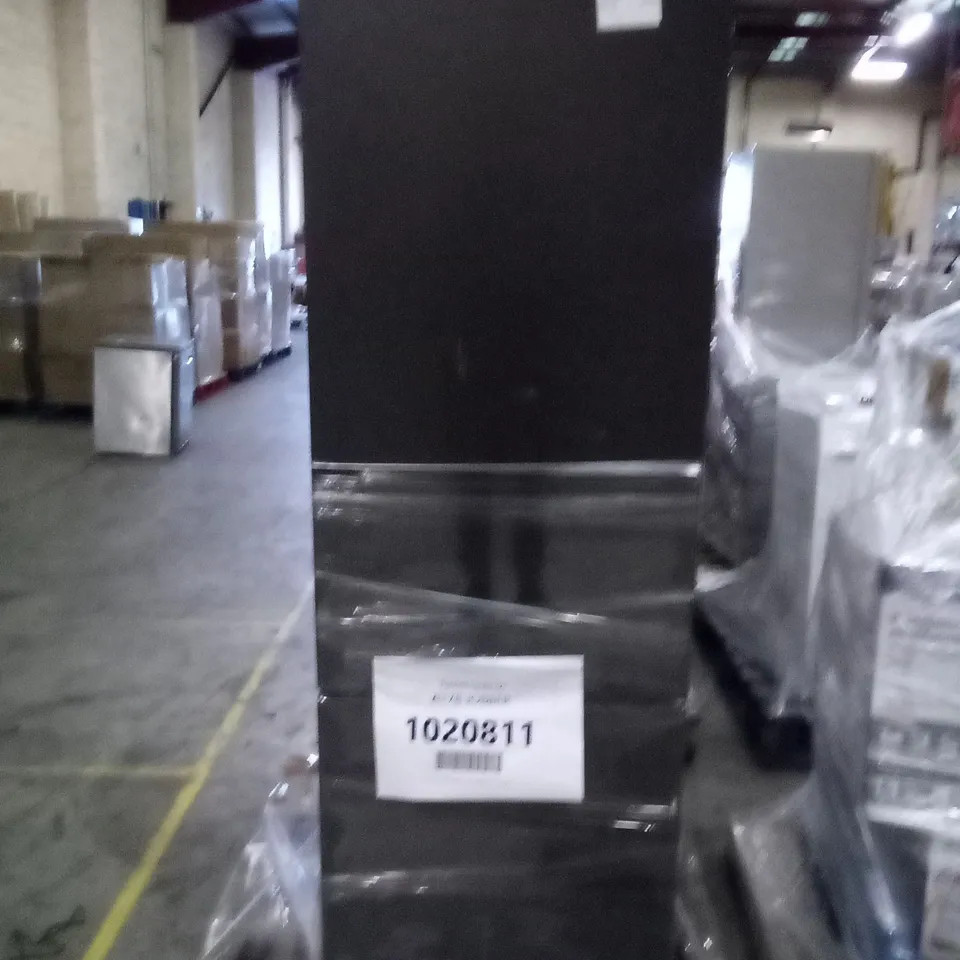 RUSSELL HOBBS 279L FRIDGE FREEZER DARK STEEL AND IGENIX FREESTANDING UNDER COUNTER FREEZER BLACK