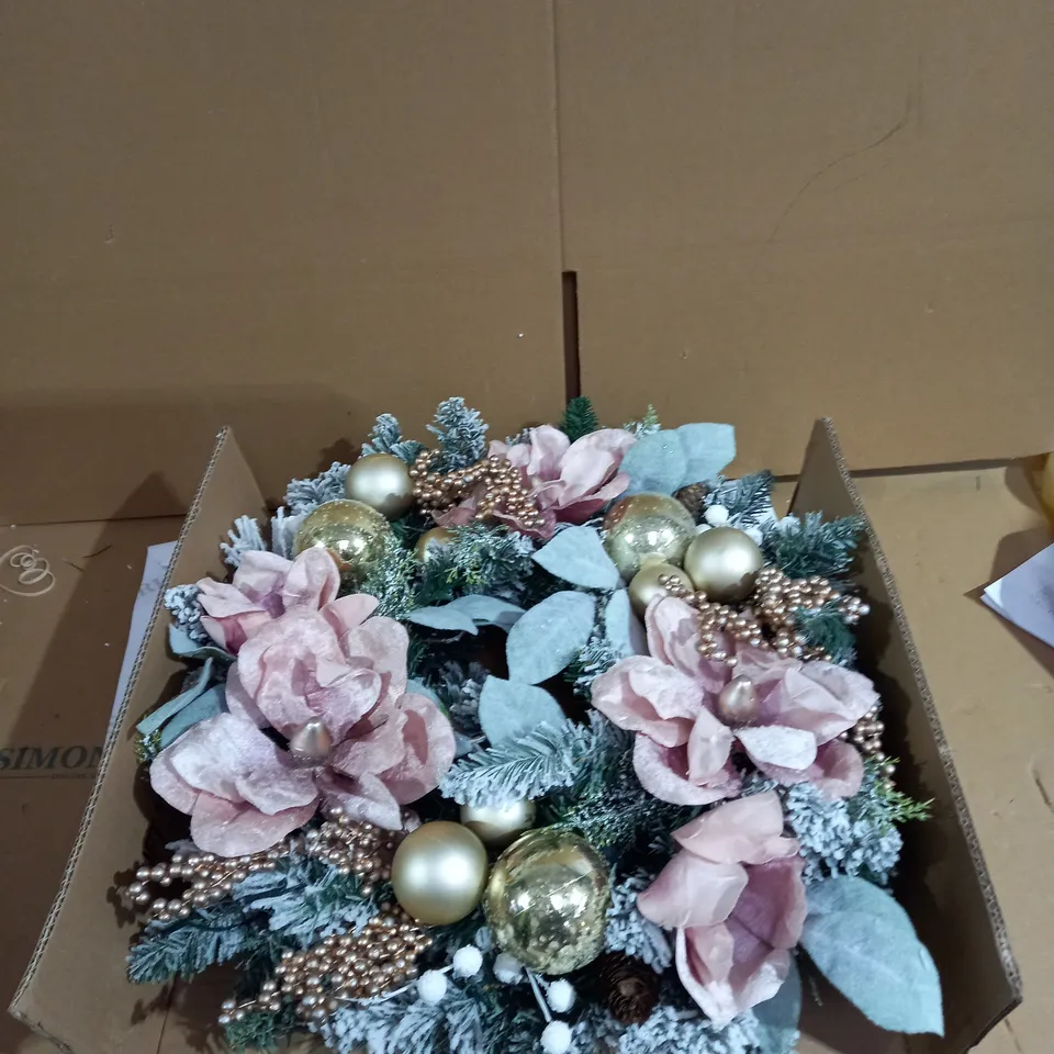 FROSTED ROSE PRE-LIT FESTIVE WREATH  RRP £42.99