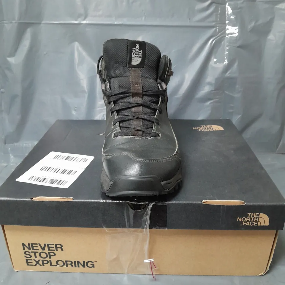 THE NORTH FACE MEN'S STORM STRIKE III WATERPROOF BOOTS - BLACK