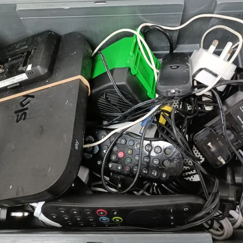 APPROXIMATELY 12 ASSORTED HOUSEHOLD ITEMS TO INCLUDE REMOTES, CABLES, ROUTERS, ETC