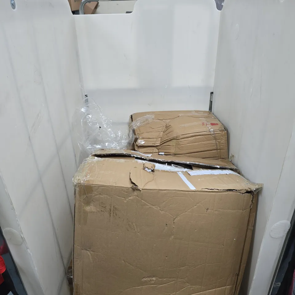 CAGE OF APPROXIMATELY 9 ASSORTED ITEMS TO INCLUDE PAN, SOLAR GARDEN LIGHTS ETC