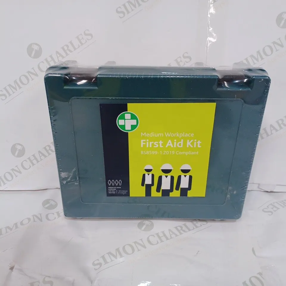 MEDIUM WORKPLACE FIRST AID KIT