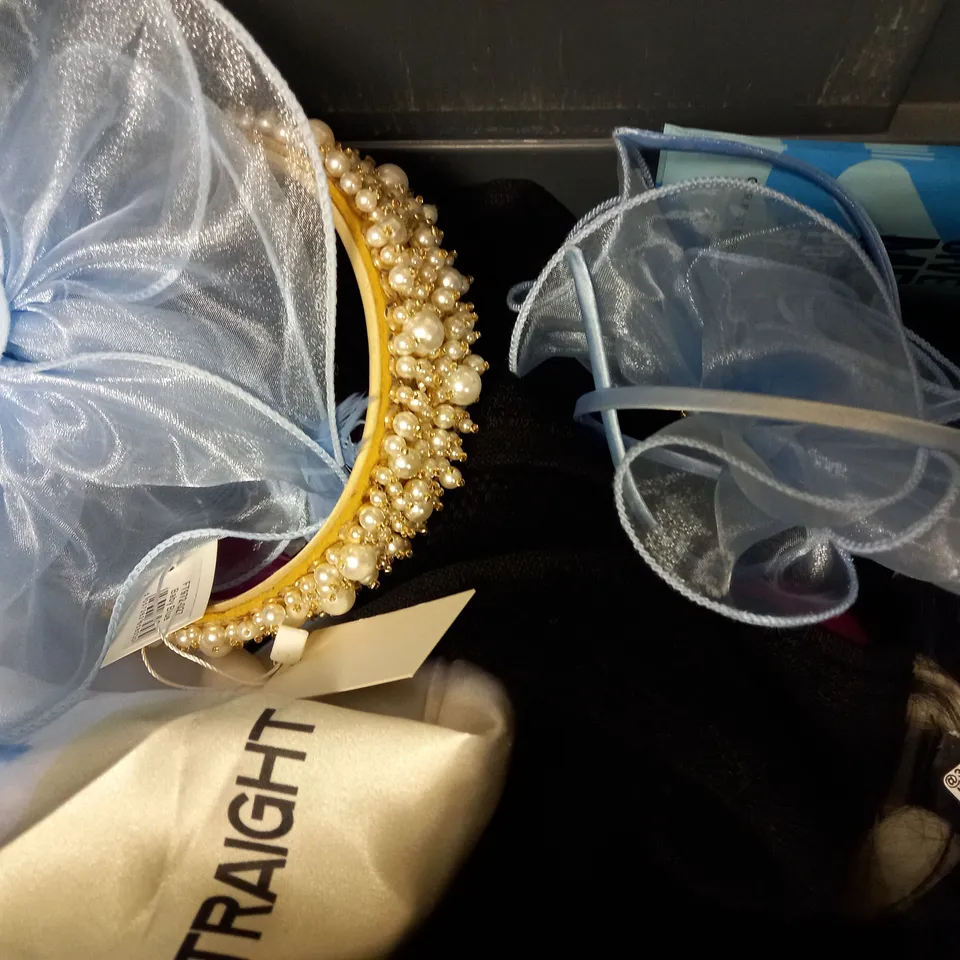 BOX OF APPROX 10 ASSORTED BEAUTY PRODUCTS TO INCLUDE BRIDE PEARL HEADBAND, REVOLUTION PRO GLOSSY LIPS KIT, HAIRDRESSING SCISSORS, ETC 
