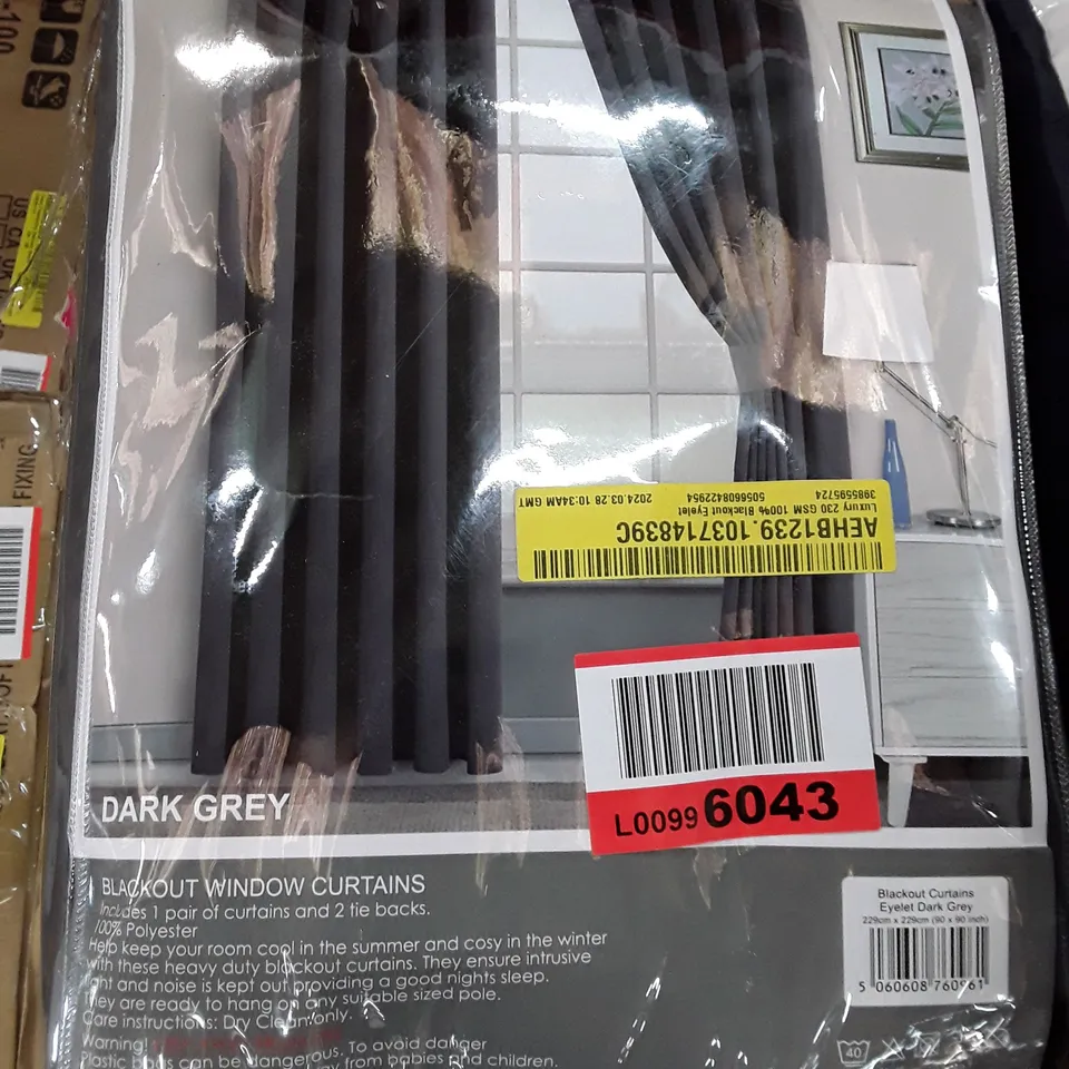 BOXED LUXURY 230 GSM 100% BLACKOUT EYELET CURTAIN