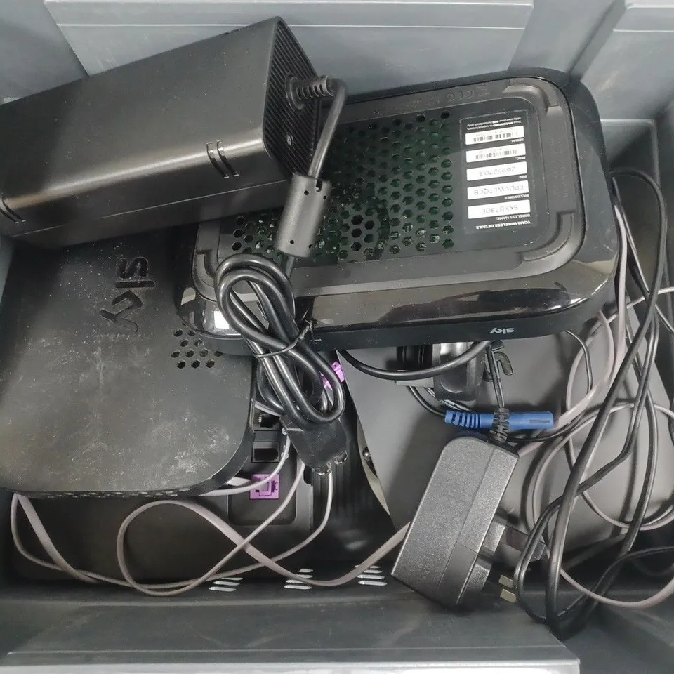 APPROXIMATELY 6 ASSORTED ROUTERS TO INCLUDE EE, SKY, ETC