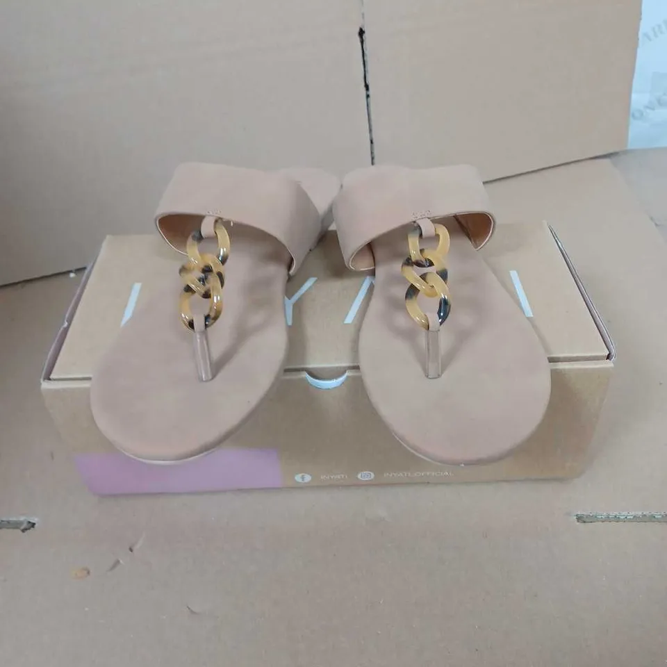 INYATI - LEANDRA THONG STYLE SANDAL IN TOASTED NUT - 6