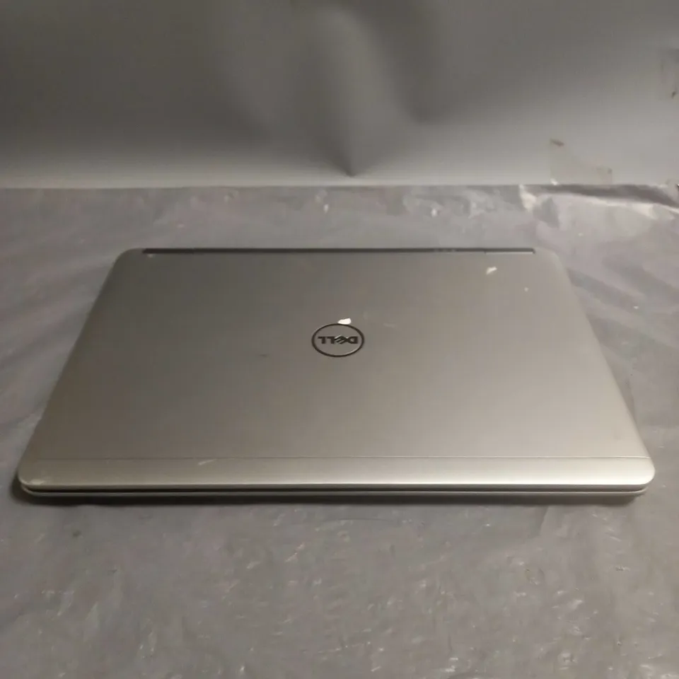 DELL LATITUDE E7240 LAPTOP 