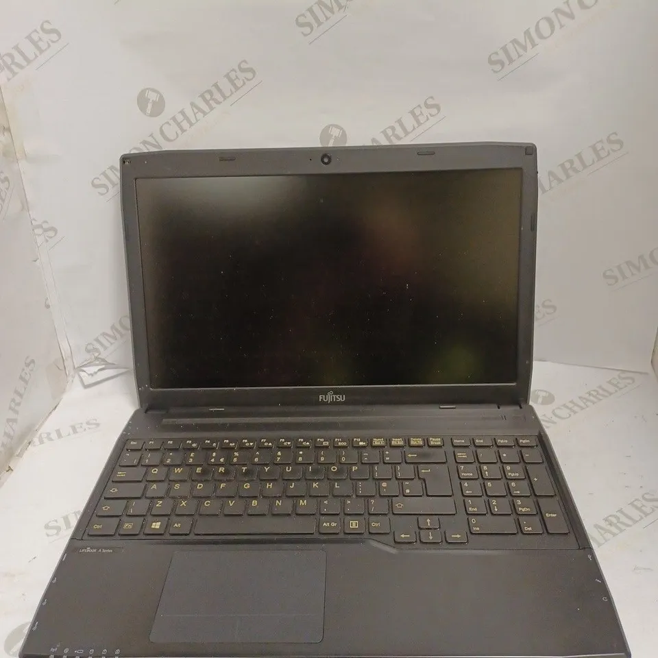 FUJITSU LIFEBOOK AH544 LAPTOP 