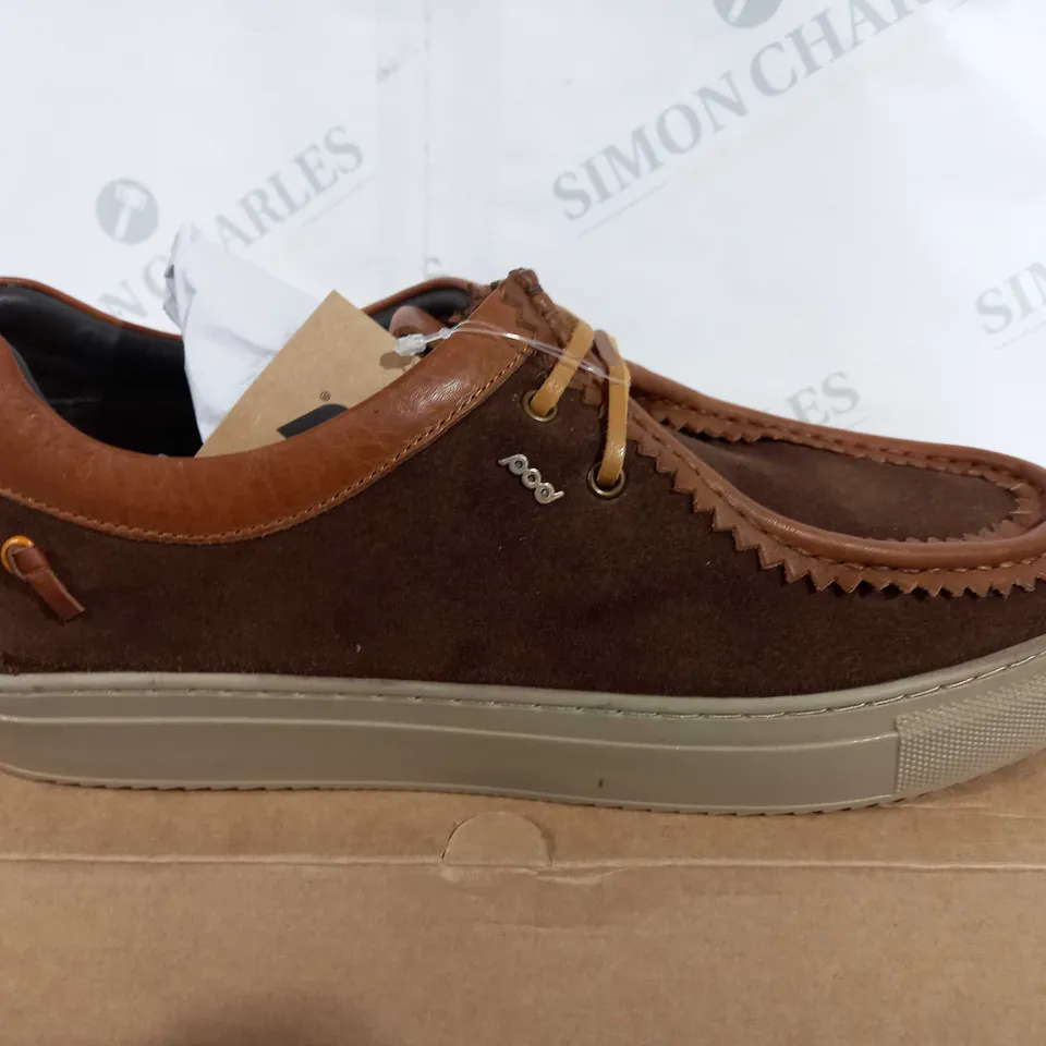 BOXED PAIR OF POD ORTHOLITE WINSTON BROWN SEUDE SLIP ON SHOES - UK 10