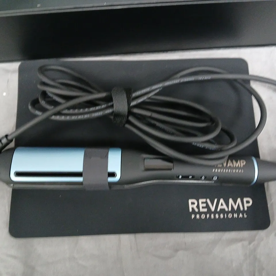 BOXED REVAMP PROGLOSS HYDRO SHIELD SHINE CERAMIC HAIR STRAIGHTENER RRP £119.99