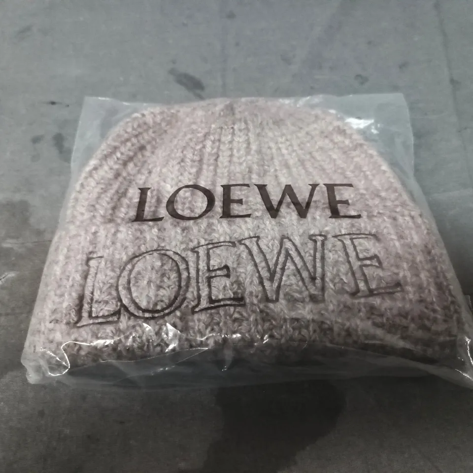 LOEWE LOGO KNIT BEANIE