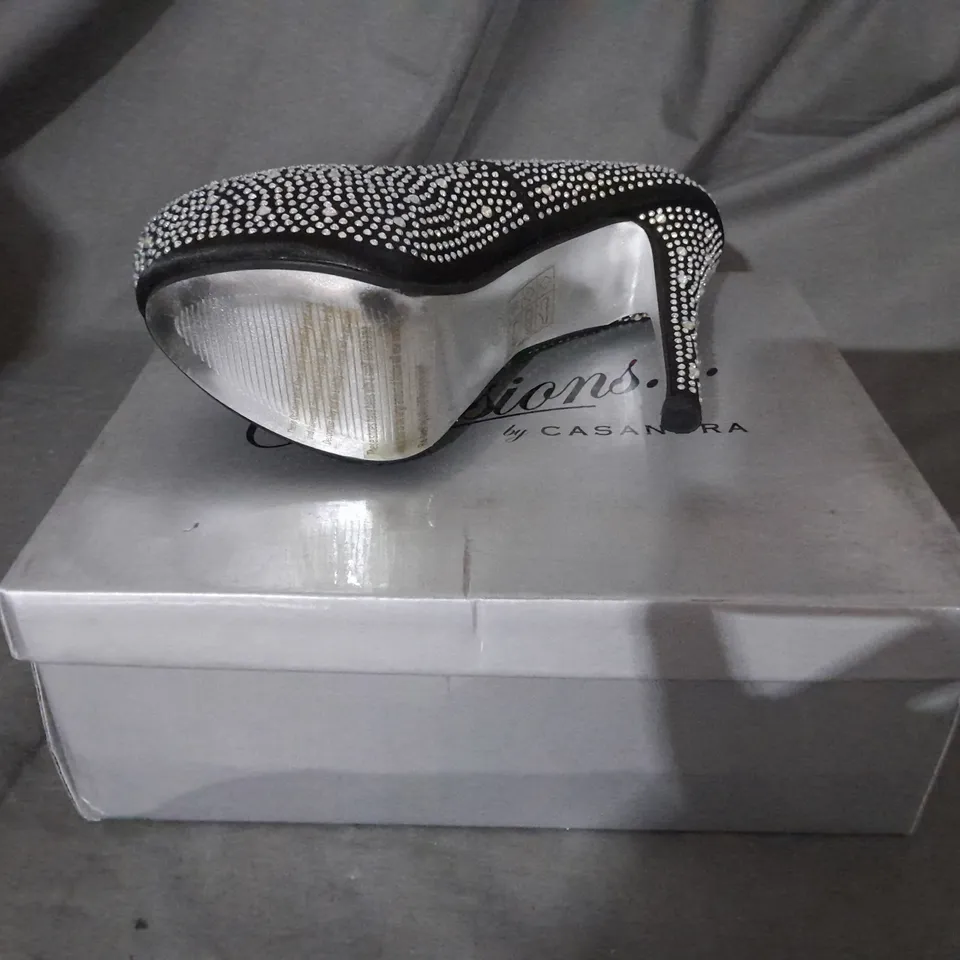 APPROXIMATELY 10 BOXED PAIRS OF COLOURED GEM PLATFORM HIGH HEELS