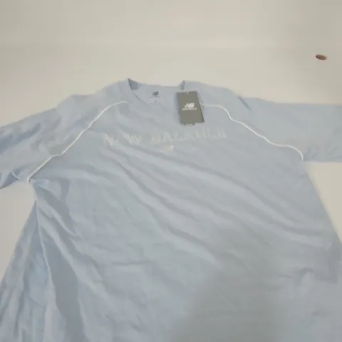 NEW BALANCE OVERSIZED T-SHIRT β LIGHT BLUE - S