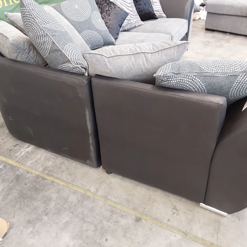 DESIGNER CORNER GROUP WITH REVERSIBLE SCATTER CUSHIONS BLACK FAUX LEATHER & GREY FABRIC 