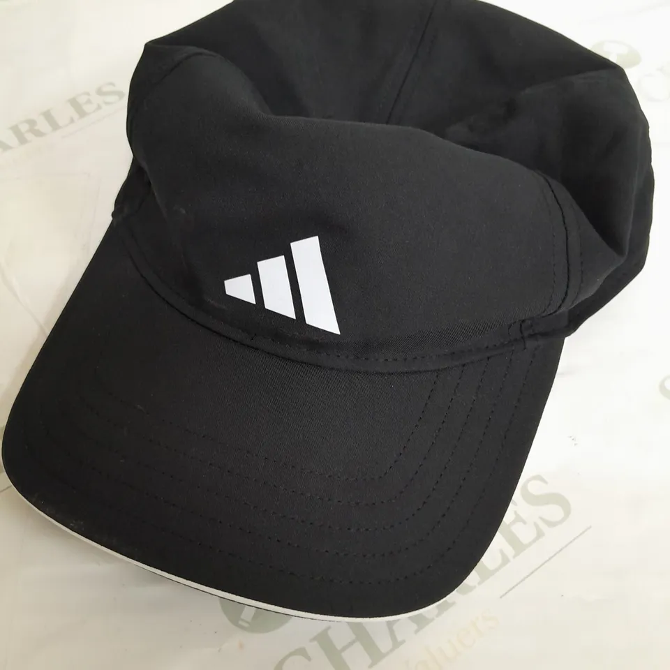 ADIDAS AEROREADY BLACK CAP