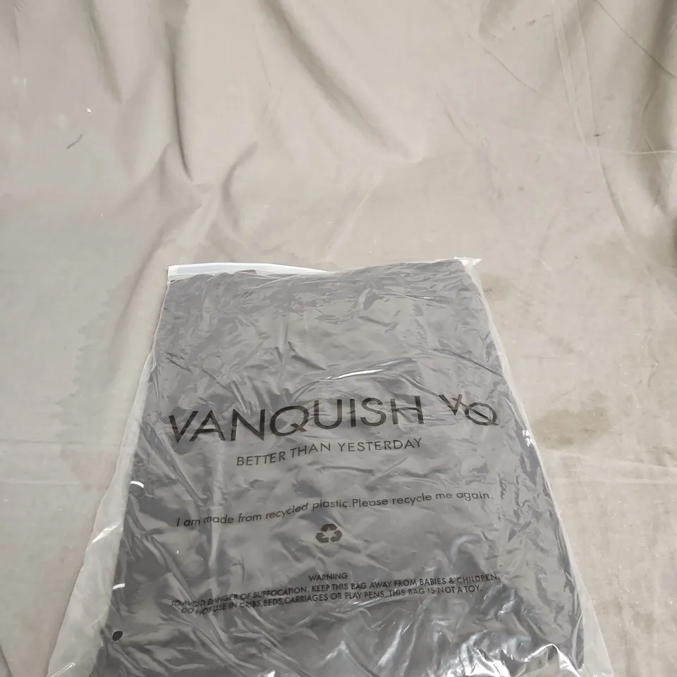 REVOLVE POWER DIVISION BLACK BOXY TEE – SMALL