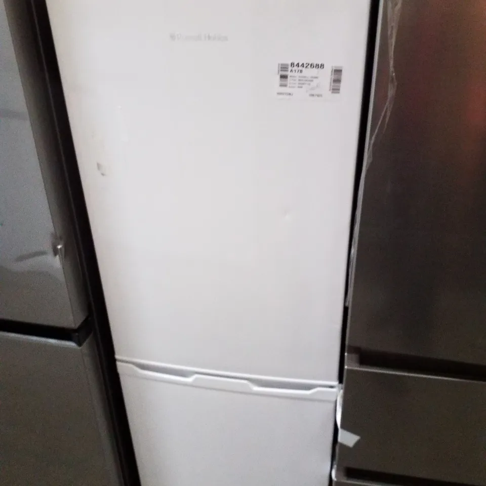 RUSSELL HOBBS LOW FROST FRIDGE FREEZER, 113L FRIDGE 61L FREEZER WHITE - UNPROCESSED RAW RETURN