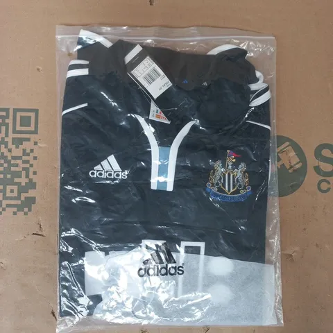 BAGGED ADIDAS NEWCASTLE UNITED JERSEY SIZE XL