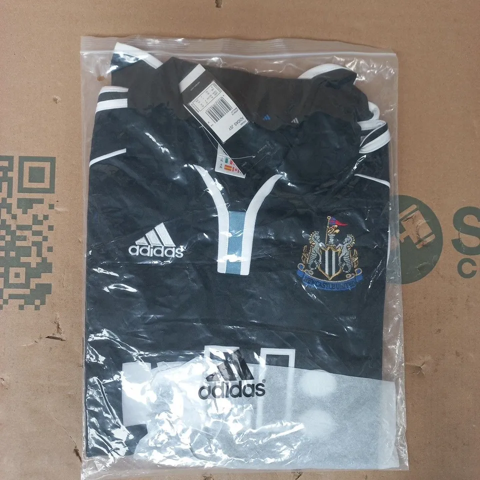 BAGGED ADIDAS NEWCASTLE UNITED JERSEY SIZE XL