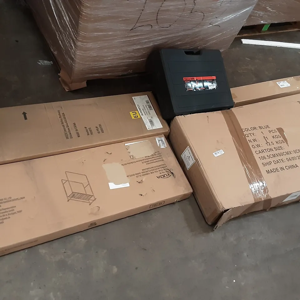 PALLET OF ASSORTED PRODUCTS INCLUDING YUDA, VALU-AIR HEAVY DUTY FRAMING MAILER, LED BATTEN LIGHT, DSEAP COAT RACK, AMAGABELI GARDEN&HOME GREEN PC COATED WIRE MESH NETTING