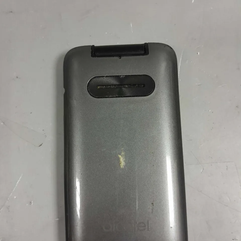 ALCATEL 3025X FLIP MOBILE PHONE 