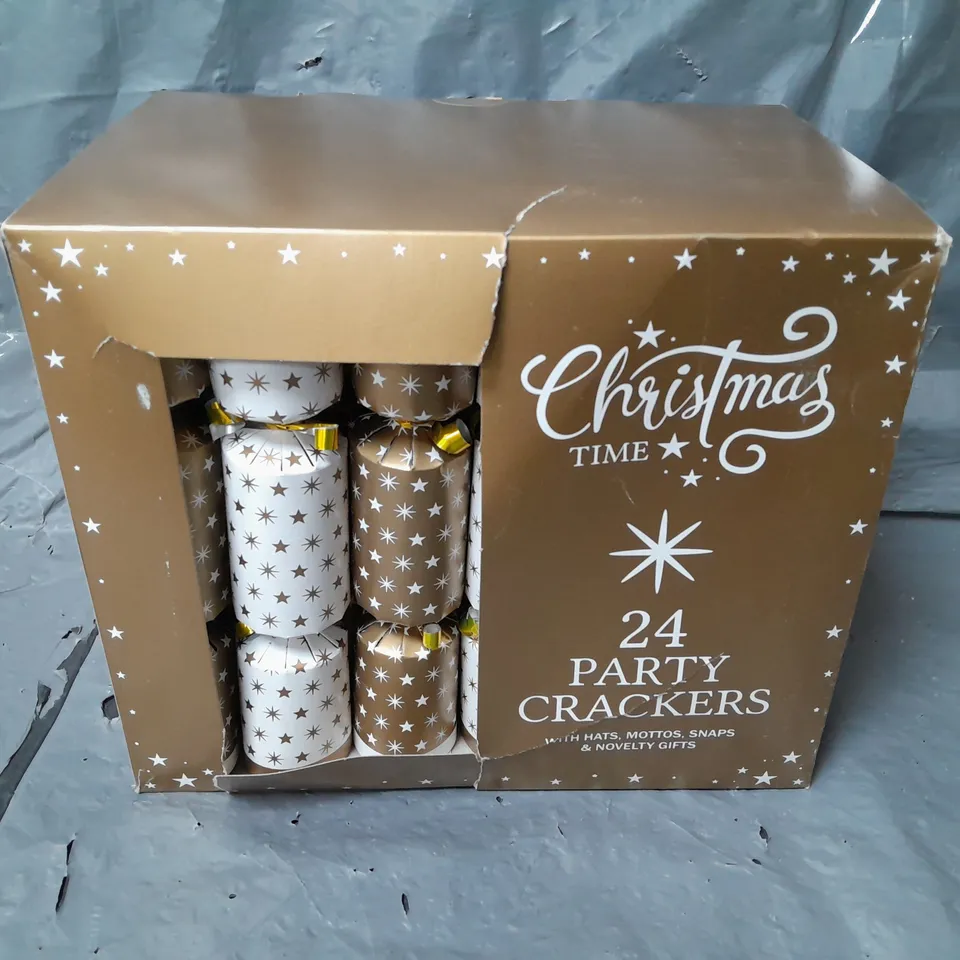 9 BOXED PACKS OF 24 CHRISTMAS TIME PARTY CRACKERS