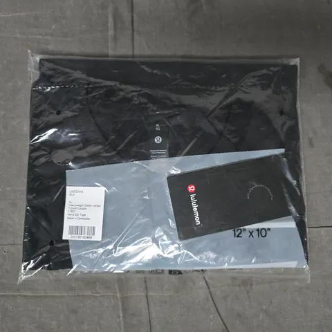 BAGGED LULULEMON HEAVYWEIGHT COTTON JERSEY T-SHIRT IN BLACK SIZE XL